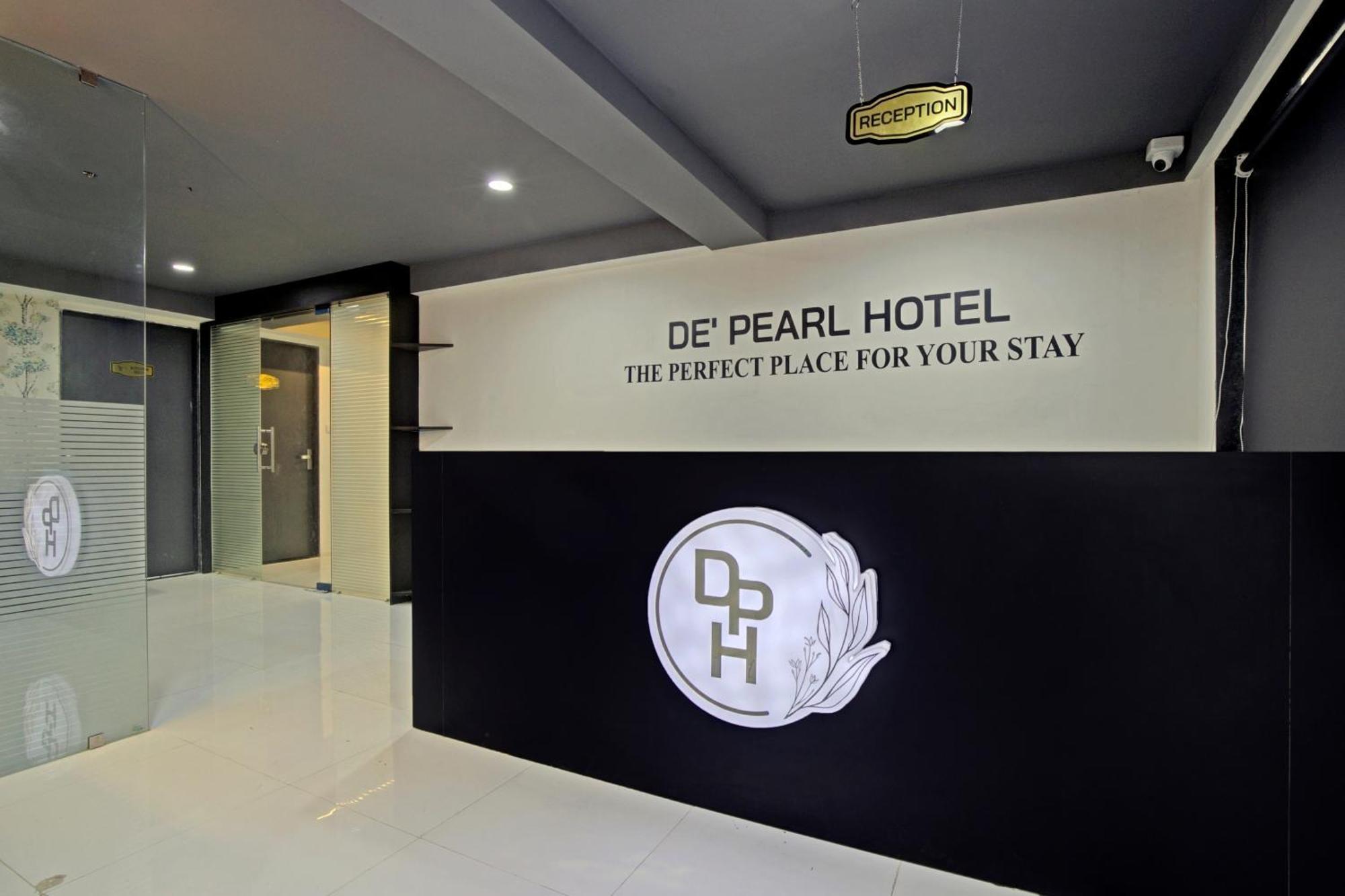 Collection O De'Pearl Hotel Súrat Exteriér fotografie