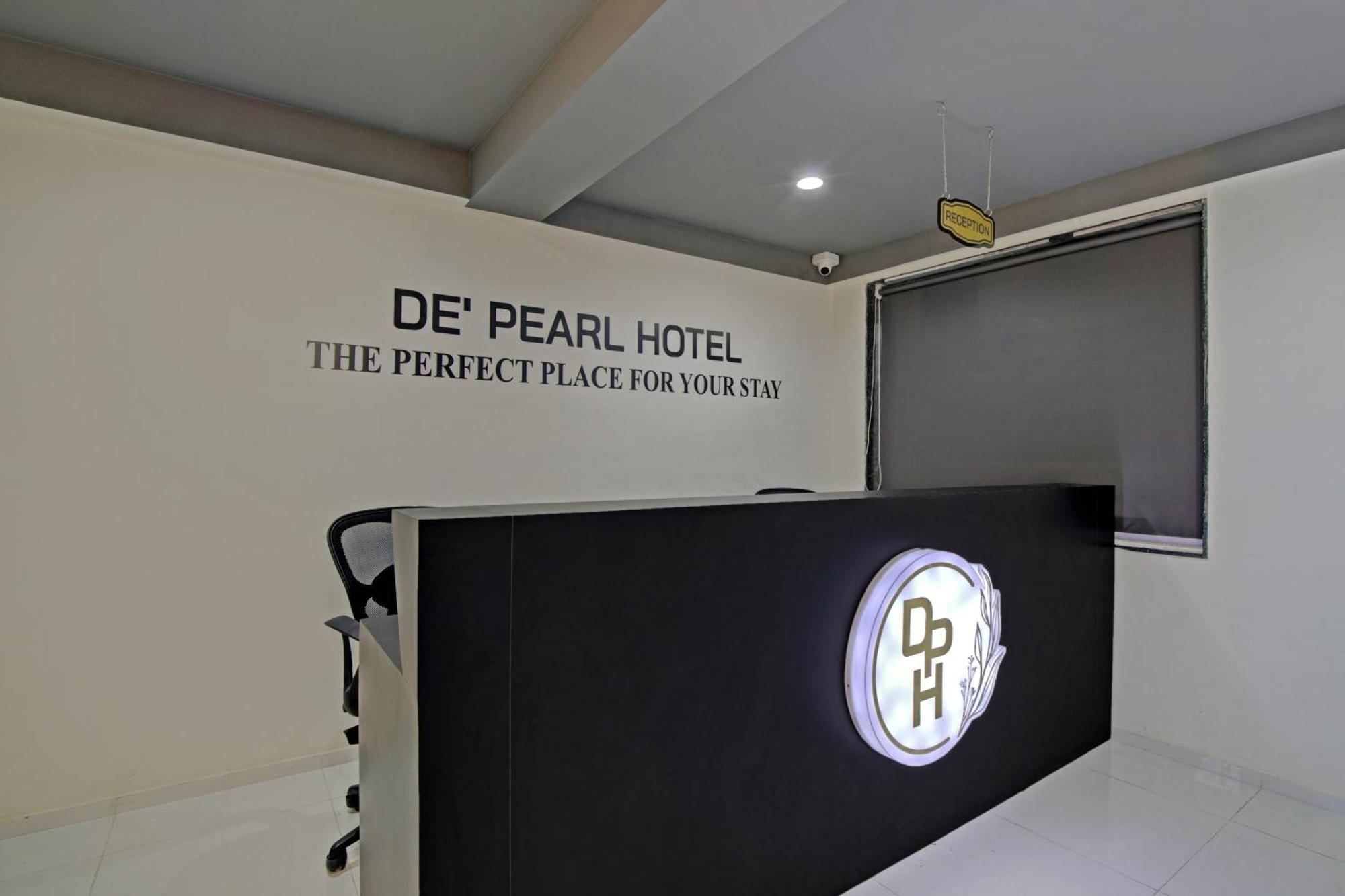 Collection O De'Pearl Hotel Súrat Exteriér fotografie